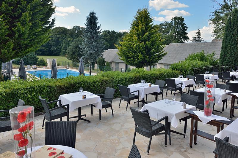 Hotel Restaurant Les Coquelicots, The Originals Relais Saint-Pardoux-l'Ortigier Exteriér fotografie