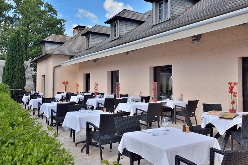 Hotel Restaurant Les Coquelicots, The Originals Relais Saint-Pardoux-l'Ortigier Exteriér fotografie